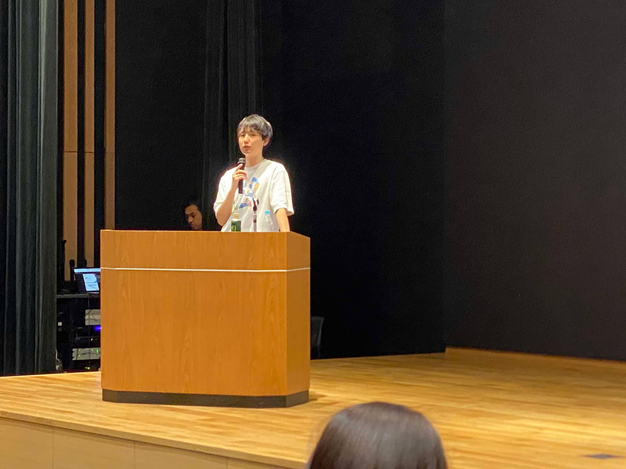講演するミライ式 代表・西尾彰将